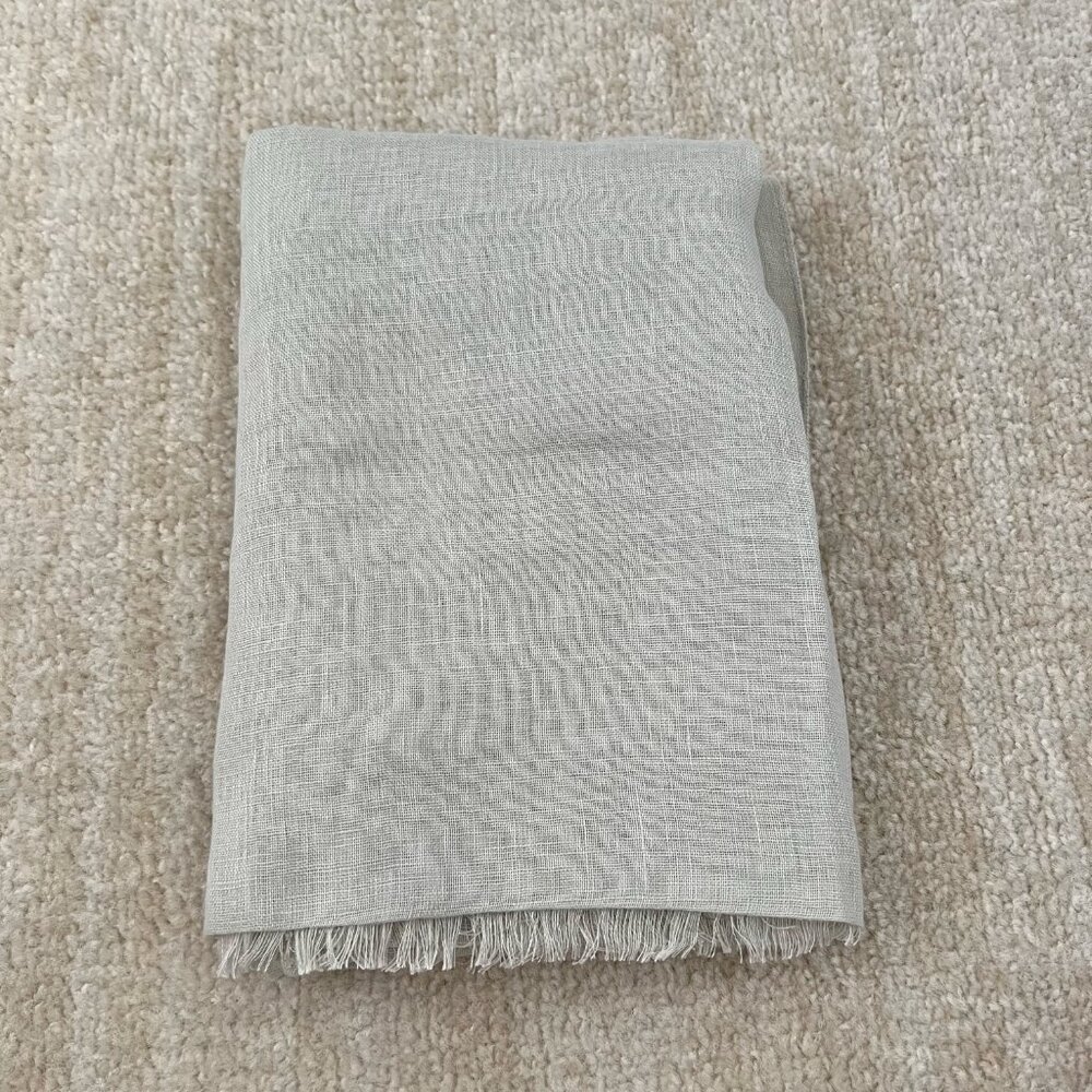 Rough Linen Scarf in Frost